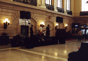 band.jpg (17471 bytes)