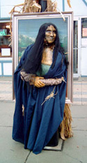 Mona Lisa scarecrow