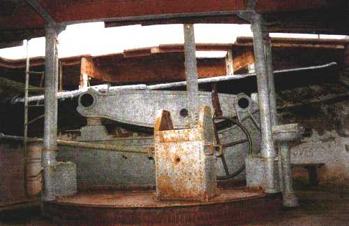 Click image to return to article on disappearing guns