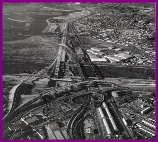 Construction of the I-5 / I-8 interchange (1969)